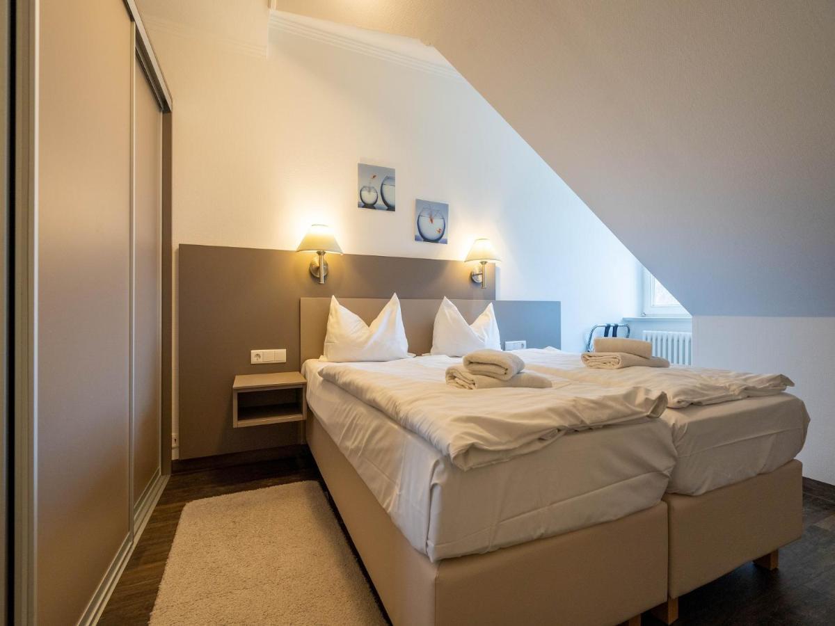 Komfortplus Mit 1 Schlafzimmer Und Balkon Im Dachgeschoss 113 Apartment